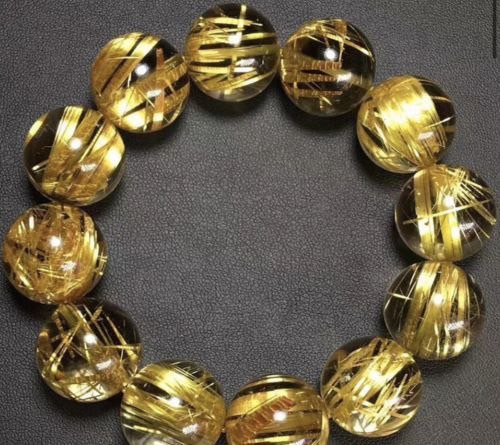 金色の内包物が印象的なルチルクォーツブレスレット
